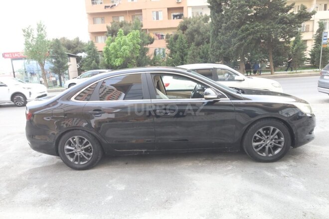 Chery Arrizo 7-7