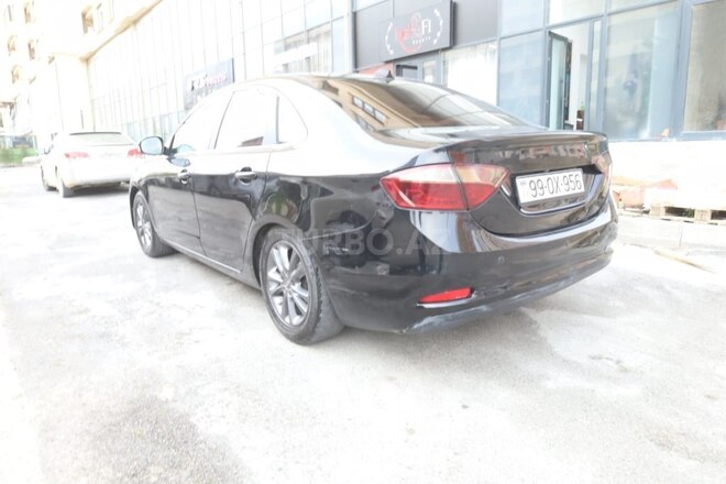 Chery Arrizo 7-5