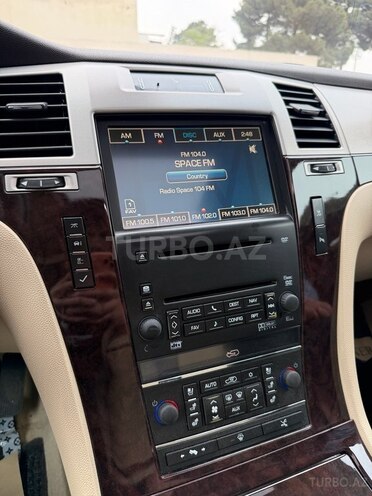 Cadillac Escalade 2008, 290,000 km - 6.2 l - Bakı