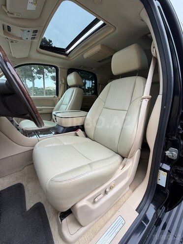 Cadillac Escalade 2008, 290,000 km - 6.2 l - Bakı