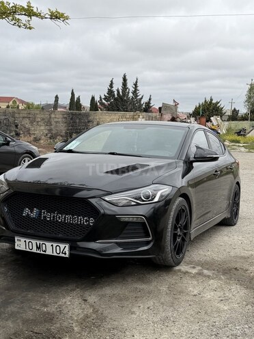 Hyundai Avante-12