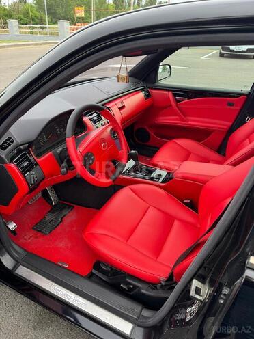 Mercedes E 240-10