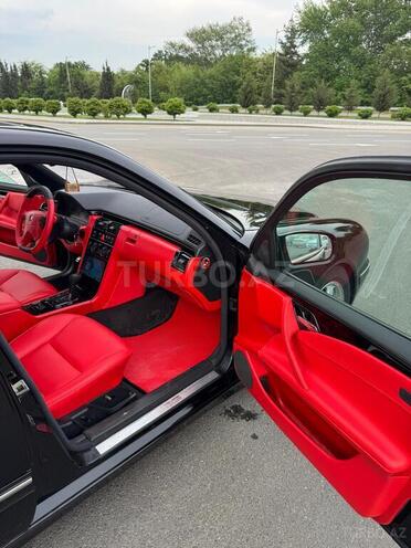 Mercedes E 240-8