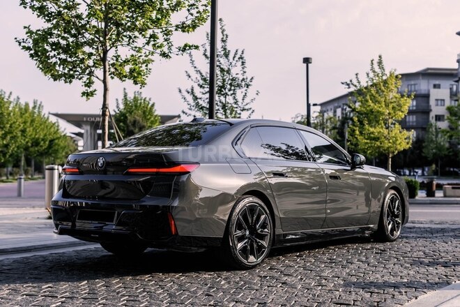 BMW i7 2023, 26,000 km - 0.0 l - Bakı