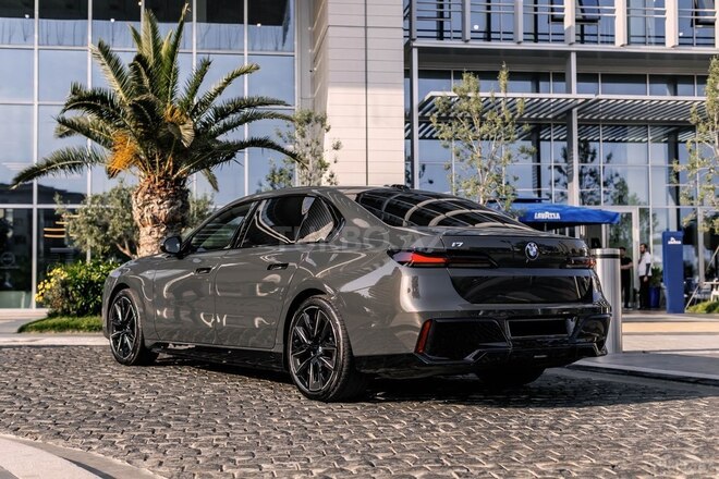 BMW i7 2023, 26,000 km - 0.0 l - Bakı