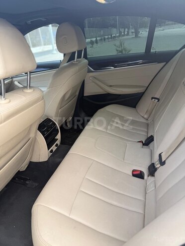 BMW 530-11