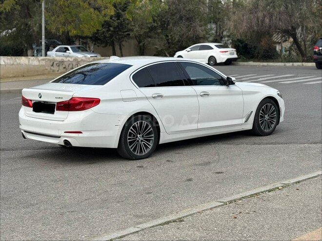 BMW 530-8