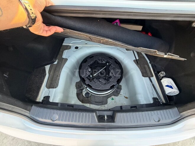 Hyundai Sonata-9