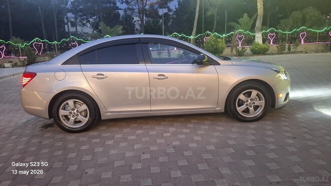 Chevrolet Cruze-4