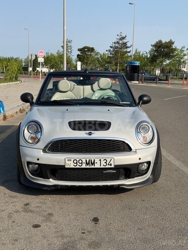 Mini Cabrio-1