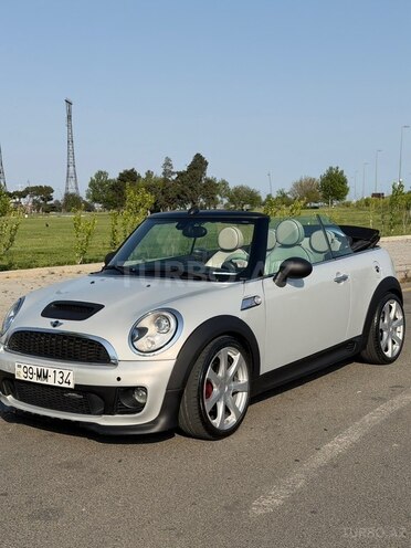 Mini Cabrio-2