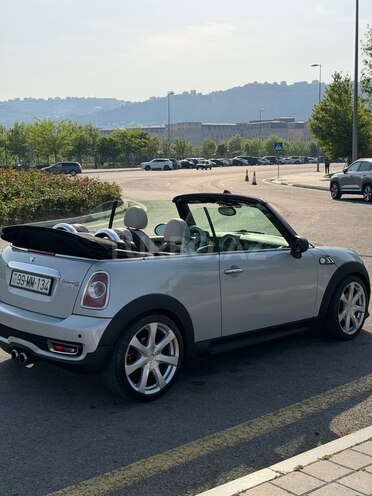 Mini Cabrio-4