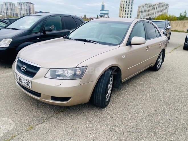 Hyundai Sonata-4