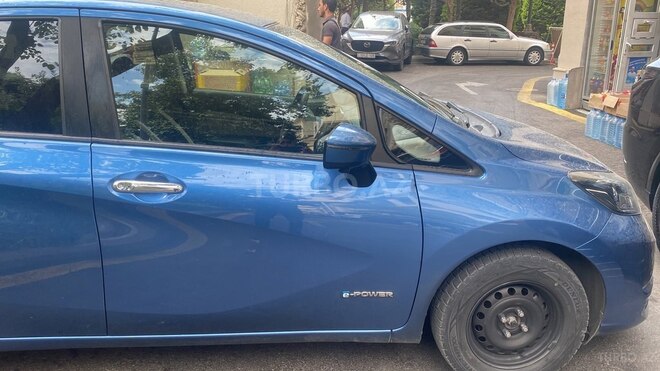 Nissan Note-10