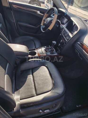 Audi A4-15