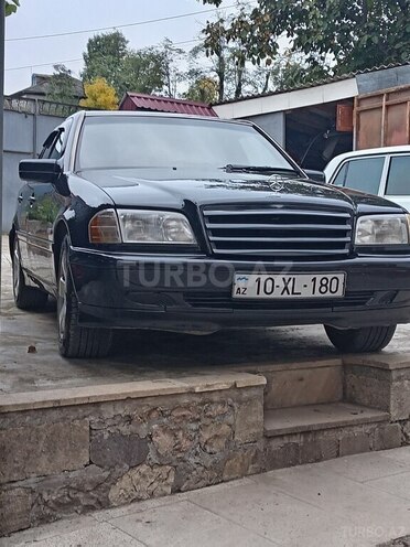 Mercedes C 200-1
