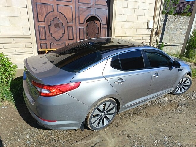 Kia Optima-11