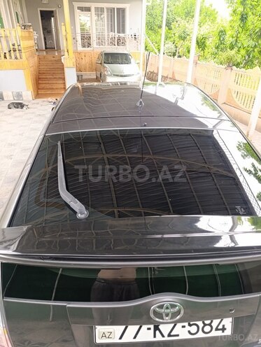 Toyota Prius-7