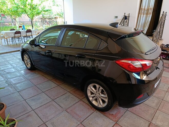 Chevrolet Cruze-4