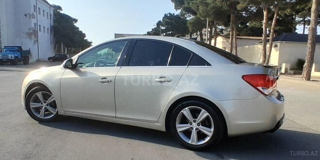 Chevrolet Cruze-4