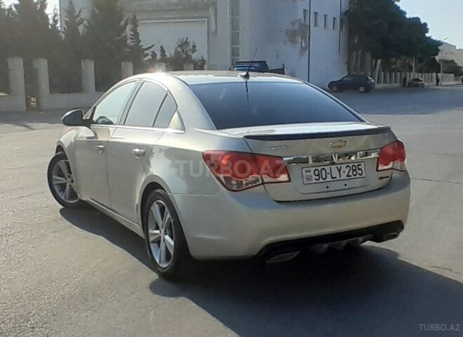Chevrolet Cruze-2