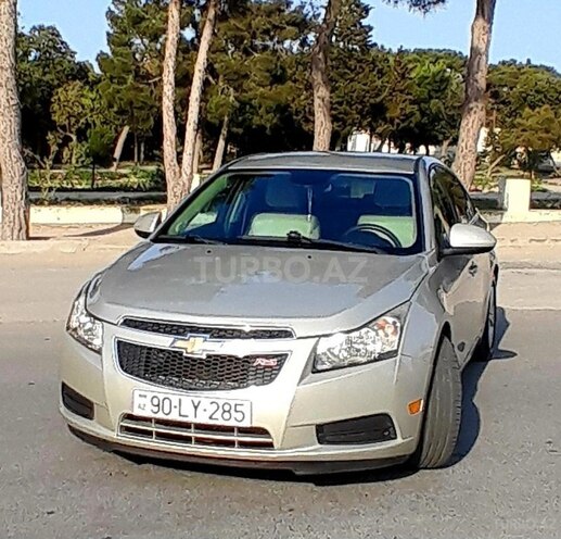 Chevrolet Cruze-1