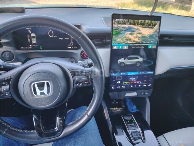 Honda e:NS1-6