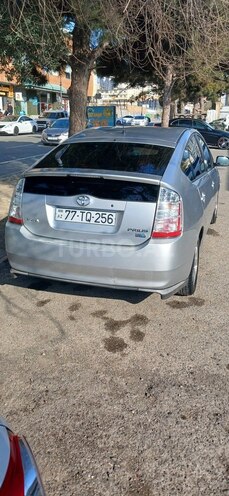 Toyota Prius-2
