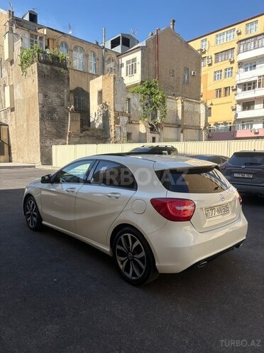 Mercedes A 200-10