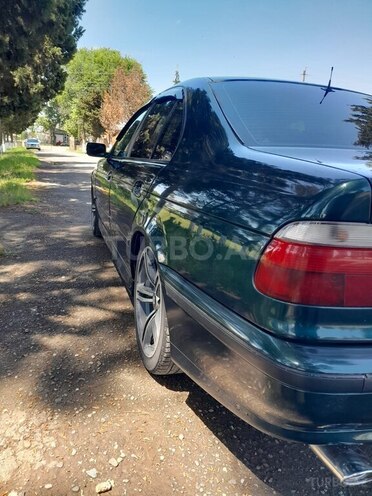 BMW 523-5