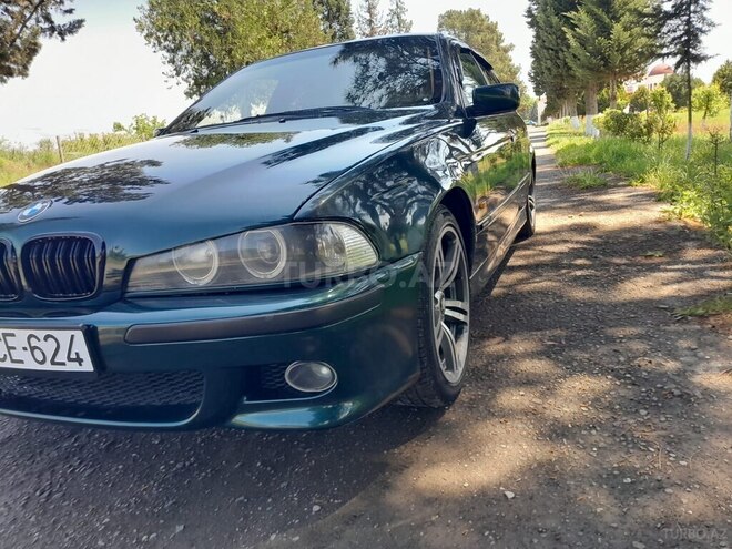 BMW 523-4