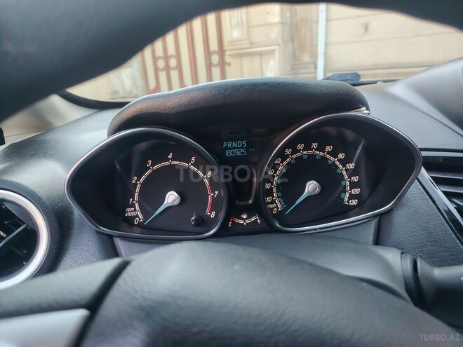 Ford Fiesta-9