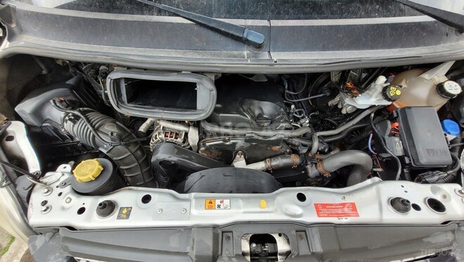 Ford Transit-8