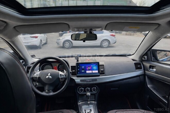 Mitsubishi Lancer-5