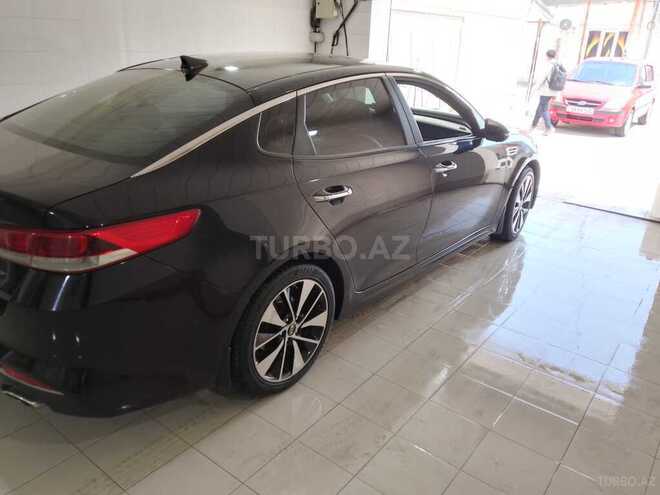 Kia Optima-2