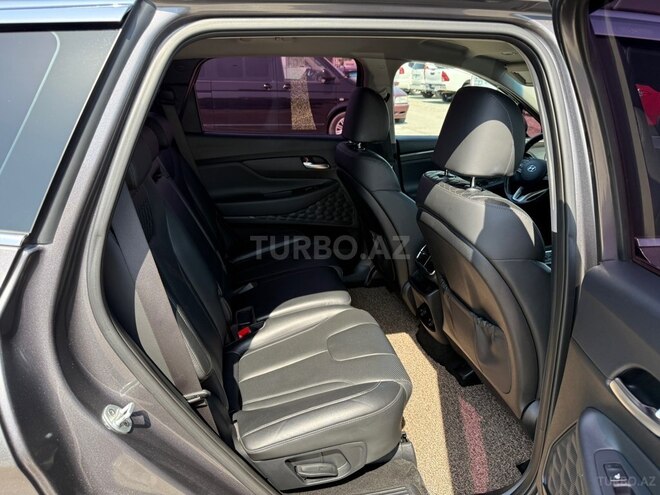 Hyundai Santa Fe-20