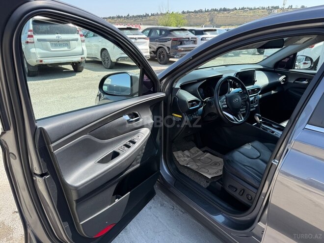 Hyundai Santa Fe-16