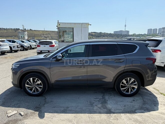 Hyundai Santa Fe-4