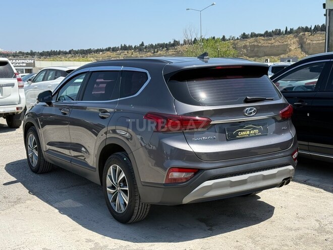 Hyundai Santa Fe-7