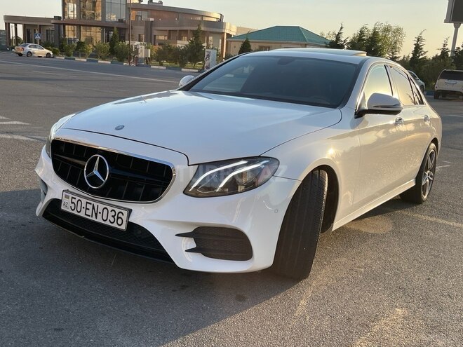 Mercedes E 300-5