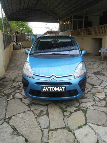Citroen C4 Picasso-1