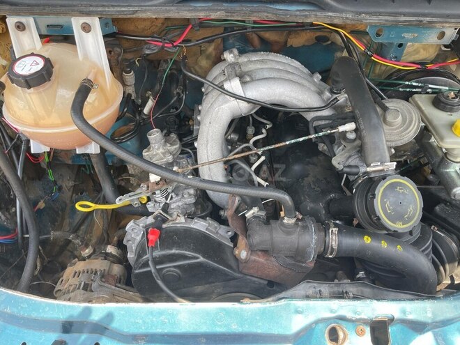 Ford Transit-10