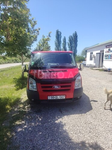 Ford Transit-1