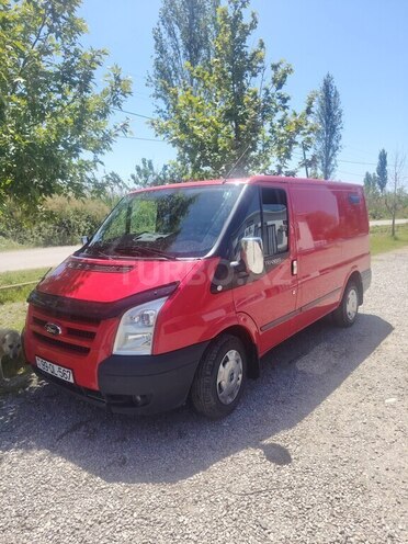 Ford Transit-6