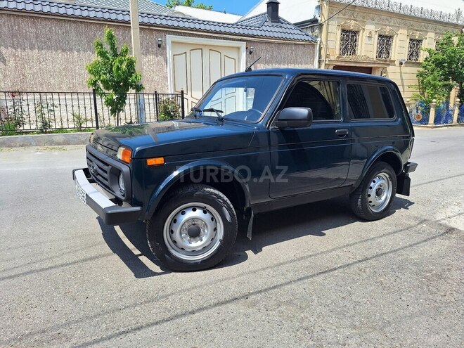 LADA (VAZ) Niva-3