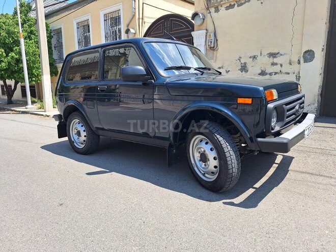 LADA (VAZ) Niva-17