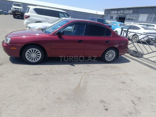 Hyundai Elantra-3