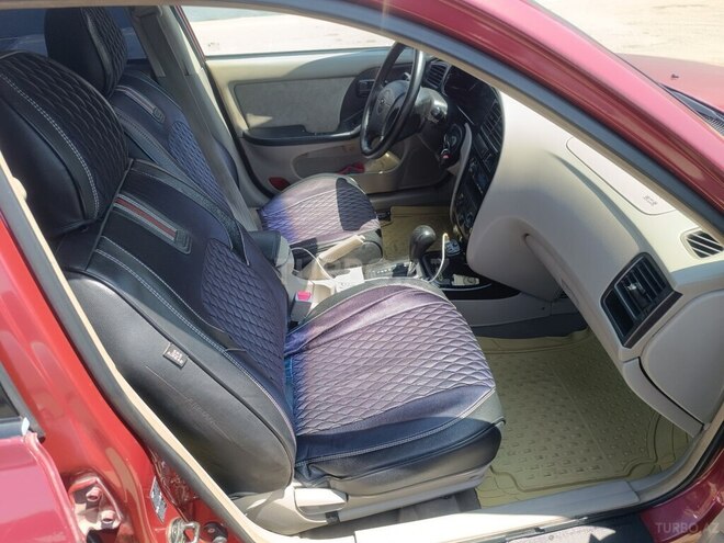 Hyundai Elantra-5
