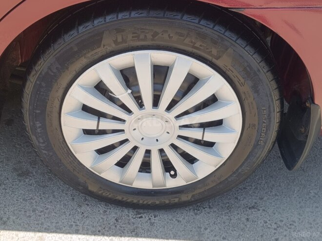 Hyundai Elantra-8