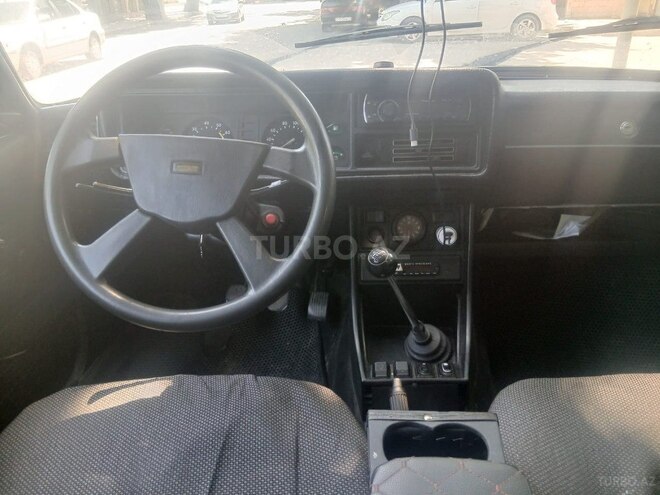LADA (VAZ) 2107-4